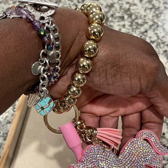 HANDMADE Unique Wristlet Keychain - Picture 3 of 6